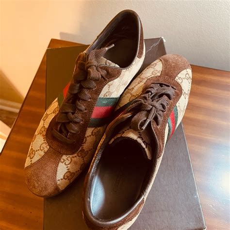 authenticate Gucci shoes